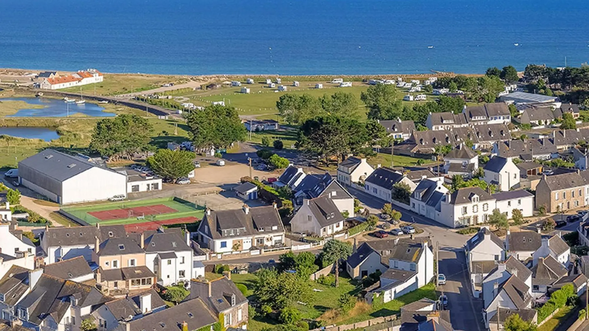 Maison Renovee A Locmiquelic : 3 Min Du Batobus, Proche Sentiers Et Commerces, 4-6 Pers. - Fr-1-349-128